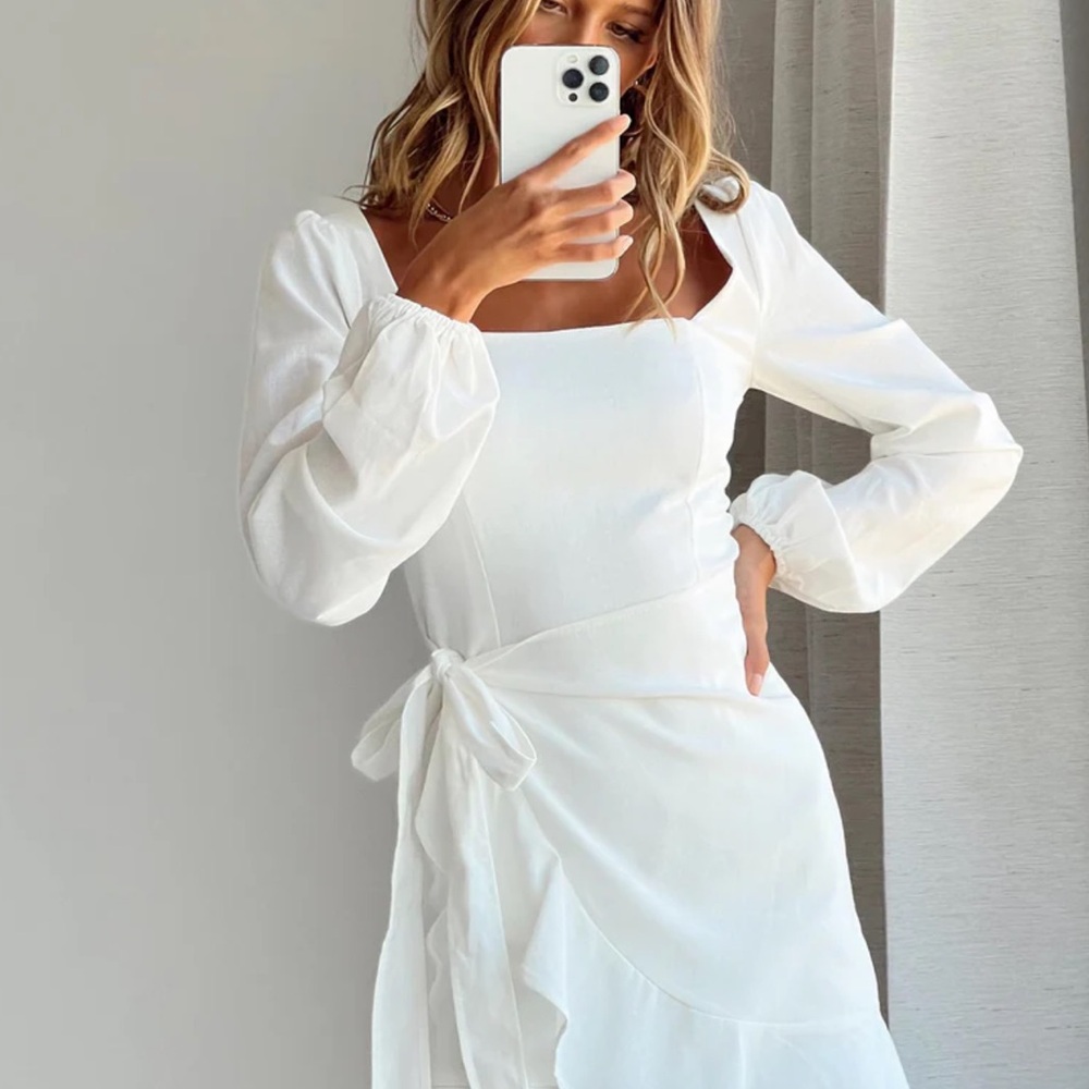 The villa mini dress white princess polly 🤍✨